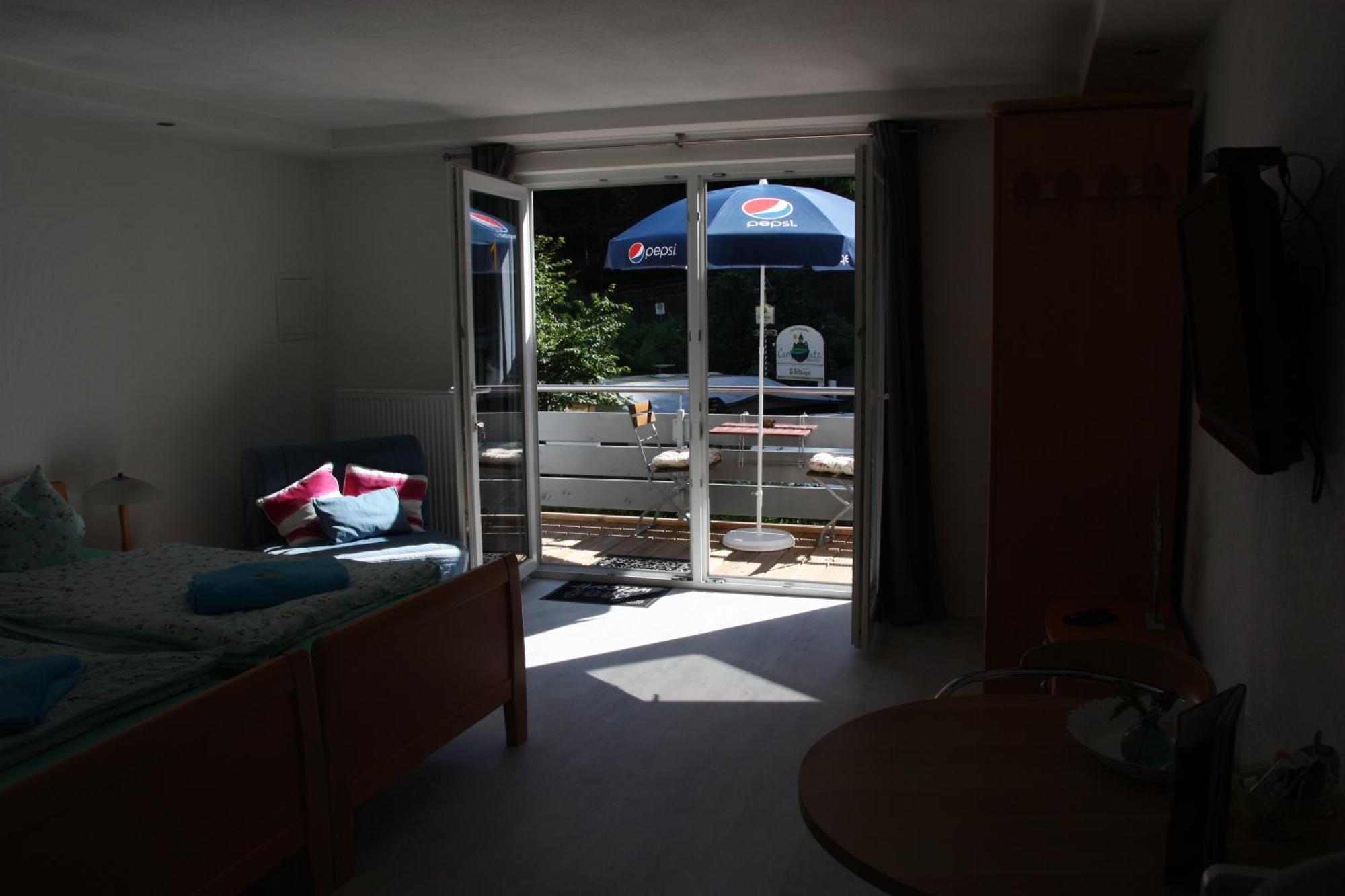 Pension Camping Schausten Commune fusionnée de Cochem-Land Extérieur photo